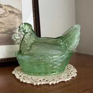 Pastel Green Slag Hen on Nest!